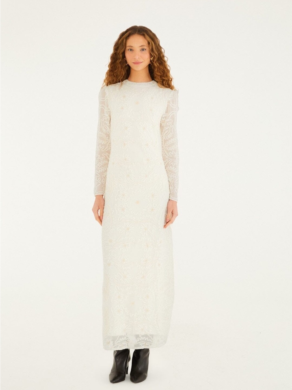 Farm Rio: Off-White Embroidered Crew Neck
Long Sleeve Maxi Dress - Picture 5 of 11